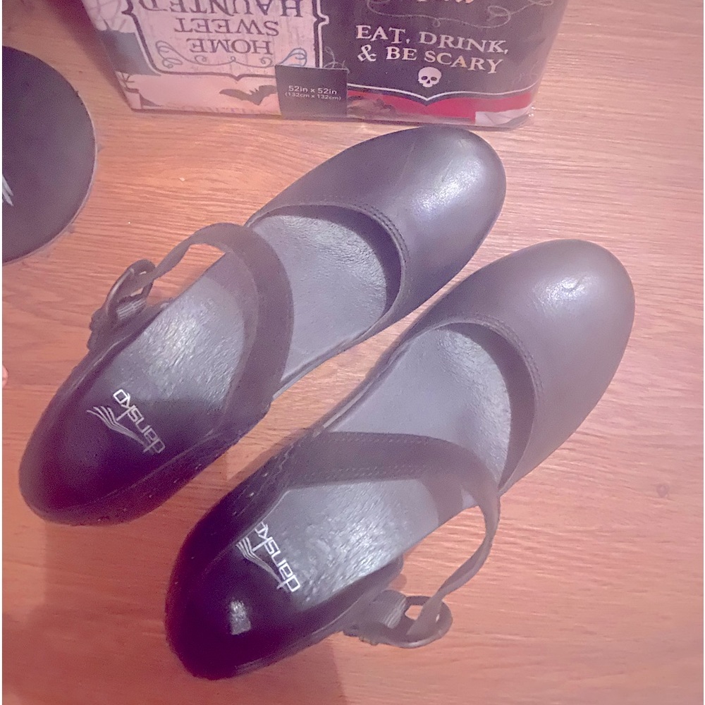 Dansko black leather clog sandal size 39/US 8